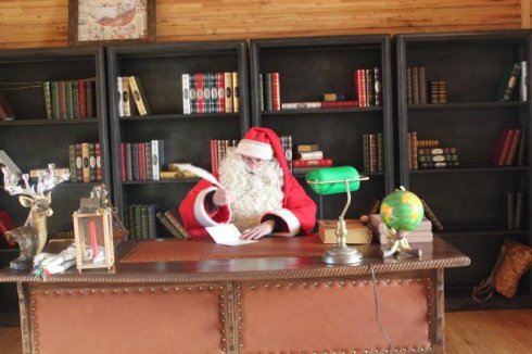 今年冬天见证幸福,重温孩童时的圣诞暖意