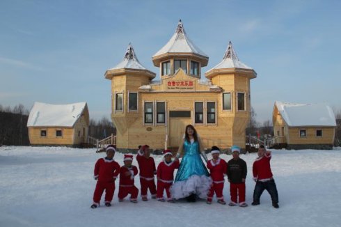 今年冬天见证幸福,重温孩童时的圣诞暖意